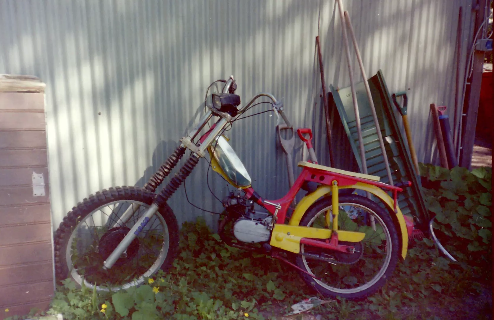 chopper moped